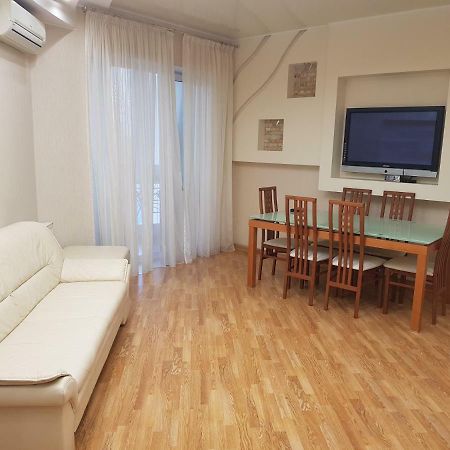 Апартаменты На Люстдорфской Odessa Luaran gambar