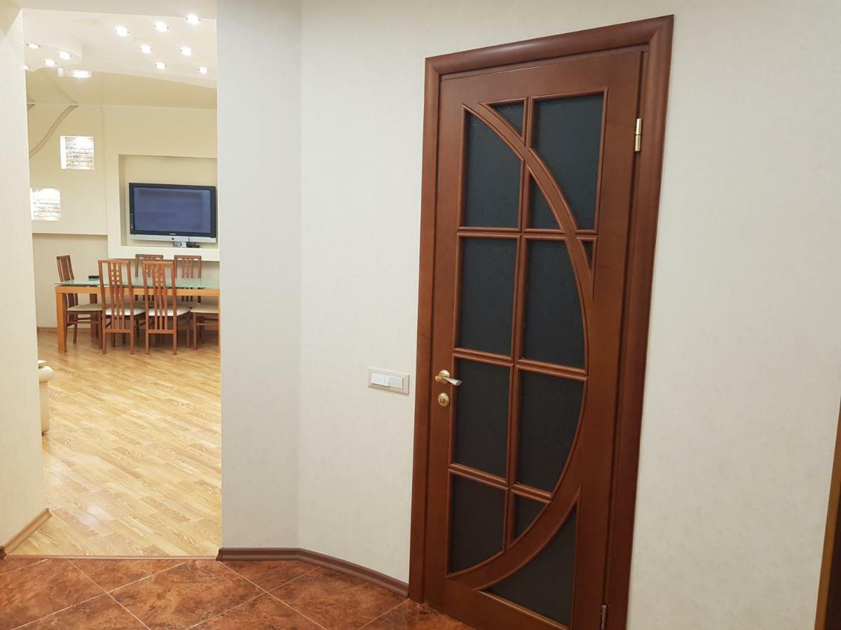 Апартаменты На Люстдорфской Odessa Luaran gambar